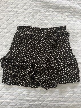 Forever 21 Black Daisy Print Ruffled Mini Skirt